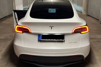 Tesla Model Y Gebrauchtwagen