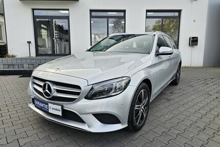Mercedes-Benz C 220 d T AVANTGARDE LED NAVI RFK AHK AUS 1.HAND 