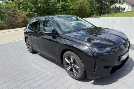 BMW iX Gebrauchtwagen