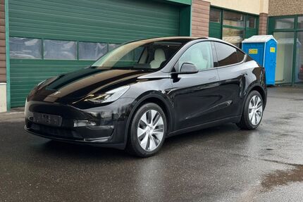 Tesla Model Y Gebrauchtwagen