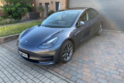 Tesla Model 3 Gebrauchtwagen