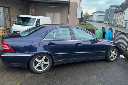 Mercedes-Benz 320 Gebrauchtwagen