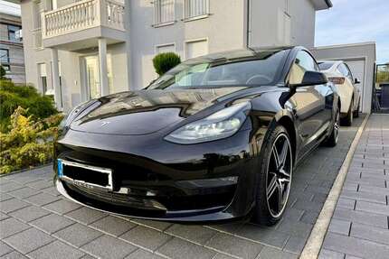 Tesla Model 3 Gebrauchtwagen