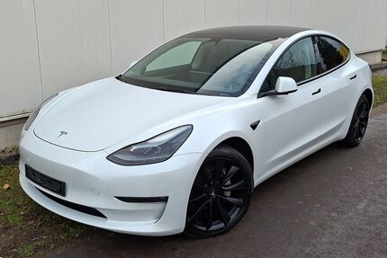 Tesla Model 3 Gebrauchtwagen