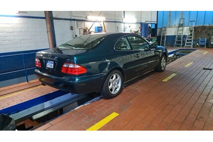 Mercedes-Benz CLK 320 Gebrauchtwagen