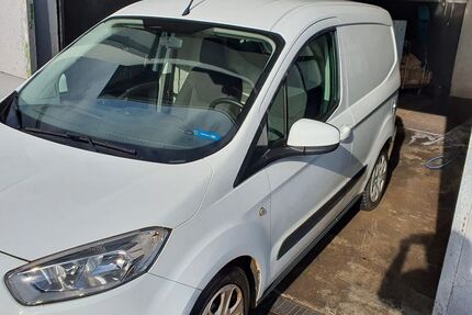 Ford Transit Courier Gebrauchtwagen