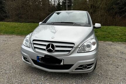 Mercedes-Benz B 180 Gebrauchtwagen
