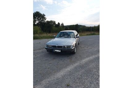BMW 735 Gebrauchtwagen