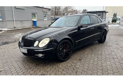 Mercedes-Benz E 320 Gebrauchtwagen