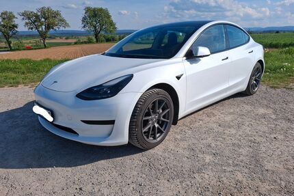 Tesla Model 3 Gebrauchtwagen