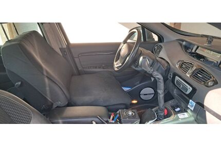 Renault Grand Scenic Gebrauchtwagen
