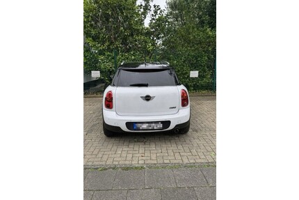 Mercedes-Benz Mini Countryman 
