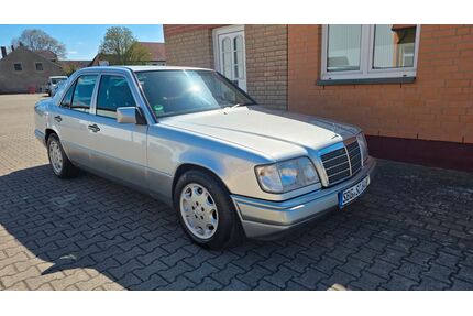 Mercedes-Benz E 220 Gebrauchtwagen
