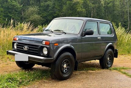 Lada Urban Gebrauchtwagen