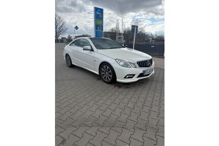 Mercedes-Benz 220 Gebrauchtwagen