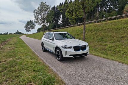 BMW iX3 Gebrauchtwagen