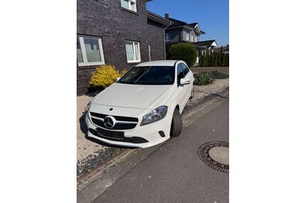 Mercedes-Benz A 180 Gebrauchtwagen