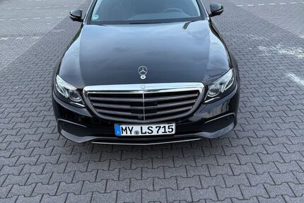 Mercedes-Benz 220 Gebrauchtwagen
