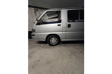 Mitsubishi L300 Gebrauchtwagen