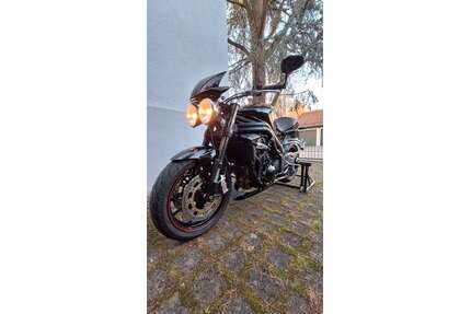 Triumph Speed Triple 1050 Gebrauchtwagen