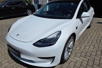 Tesla Model 3 Gebrauchtwagen