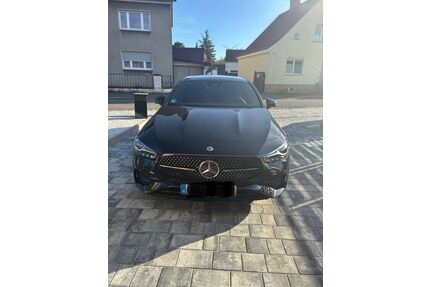Mercedes-Benz CLA 200 Shooting Brake Gebrauchtwagen