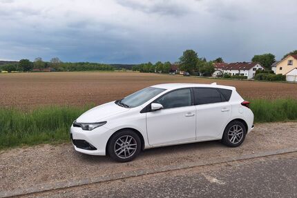 Toyota Auris Gebrauchtwagen