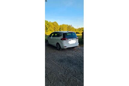 Opel Zafira Tourer Gebrauchtwagen