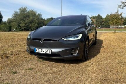 Tesla Model X Gebrauchtwagen