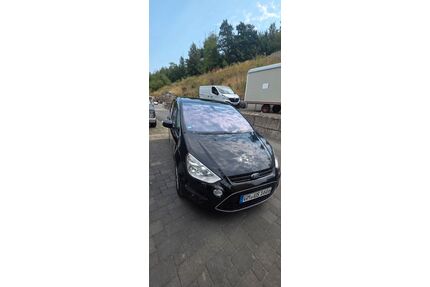 Ford S-Max Gebrauchtwagen
