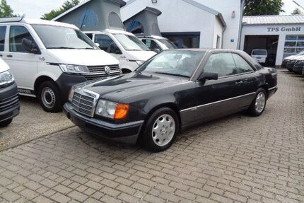Mercedes-Benz 300 