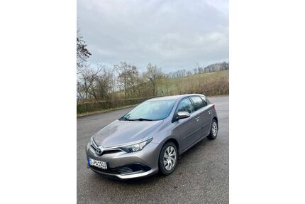 Toyota Auris Gebrauchtwagen