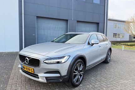 Volvo V90 Cross Country Gebrauchtwagen