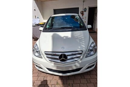 Mercedes-Benz B 200 Gebrauchtwagen