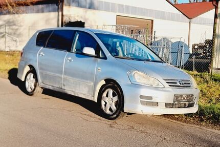 Toyota Avensis Verso Gebrauchtwagen