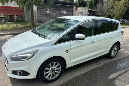 Ford S-Max Gebrauchtwagen