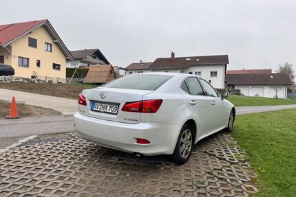 Lexus IS 220 Gebrauchtwagen