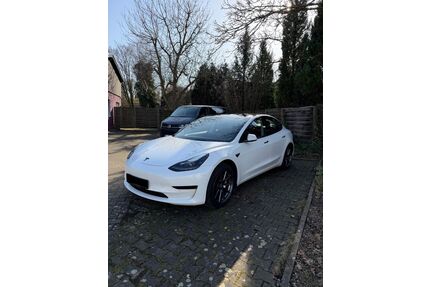 Tesla Model 3 Gebrauchtwagen