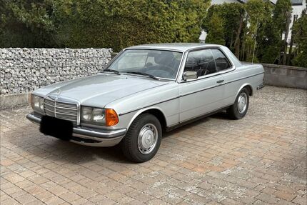 Mercedes-Benz 230 Gebrauchtwagen