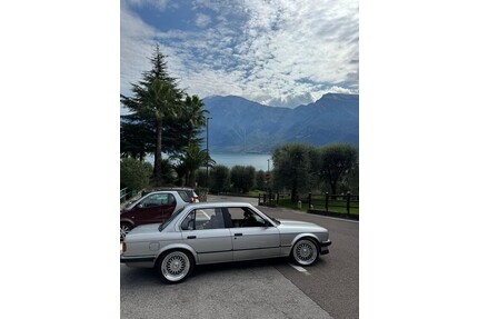 BMW 324 Gebrauchtwagen