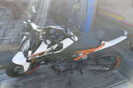 KTM 125 Duke Gebrauchtwagen