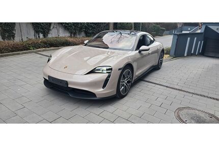 Porsche Taycan Gebrauchtwagen