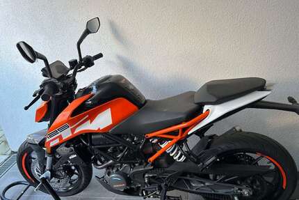 KTM 125 Duke Gebrauchtwagen
