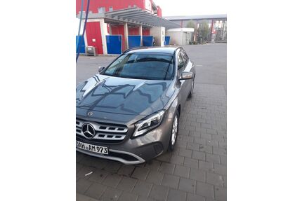 Mercedes-Benz GLA 180 Gebrauchtwagen