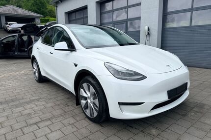 Tesla Model Y Gebrauchtwagen