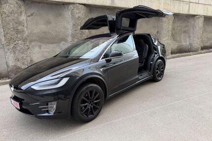 Tesla Model X Gebrauchtwagen