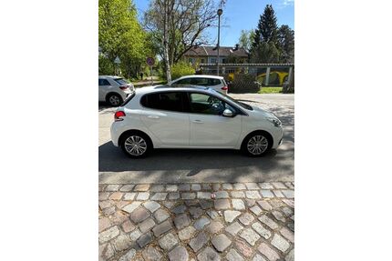 Peugeot 208 Gebrauchtwagen