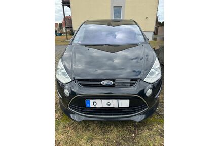 Ford S-Max Gebrauchtwagen