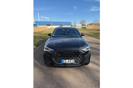 Audi RSQ3 Gebrauchtwagen