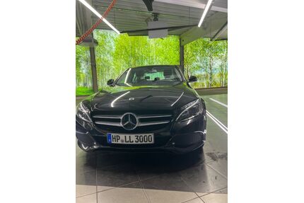 Mercedes-Benz 220 Gebrauchtwagen